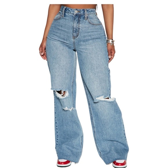 Fashion Nova Tough Love Baggy Ripped Straight Leg Jean. Medium Wash. NWT 11 - Picture 1 of 12